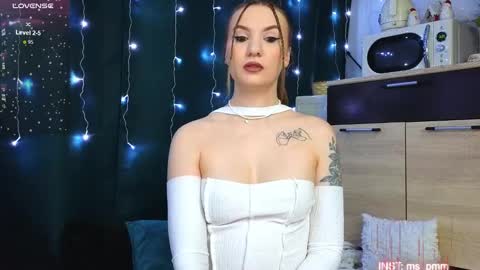 maria_shy_lii online show from December 29, 5:10 am