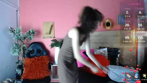 maria_turner1 online show from June 2, 10:50 am