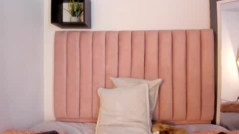 mariaa__fernanda online show from April 14, 11:27 am