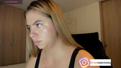 mariadanielasanchez online show from May 28, 10:29 pm