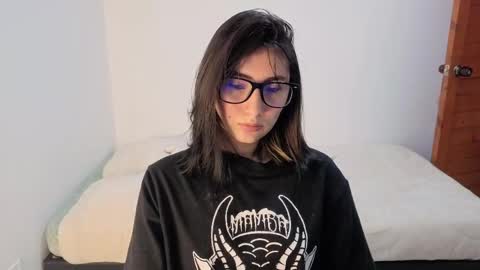 Snapshot of mariagh_ chatting on May 21, 9:55 pm Maria online show from May 21, 9:55 pm