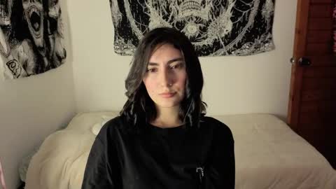 Snapshot of mariagh_ chatting on June 3, 12:24 am Maria online show from June 3, 12:24 am