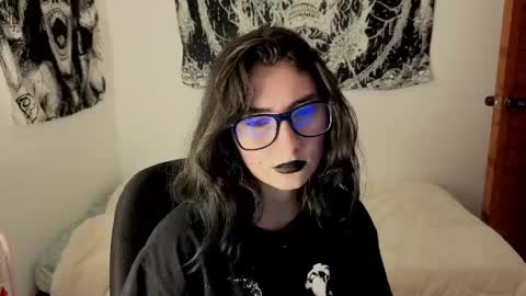 Snapshot of mariagh_ chatting on June 8, 1:28 am Maria online show from June 8, 1:28 am