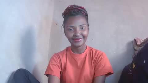 Snapshot of mariah586 chatting on September 21, 6:26 am Maria online show from September 21, 6:26 am