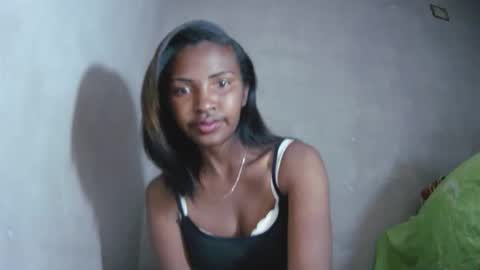 Snapshot of mariah586 chatting on October 6, 11:35 pm Maria online show from October 6, 11:35 pm