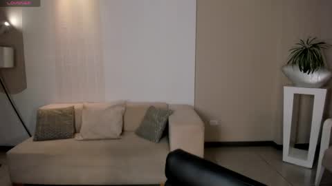 Snapshot of mariaherrera_ chatting on May 1, 6:12 pm MARIA HERRERA online show from May 1, 6:12 pm
