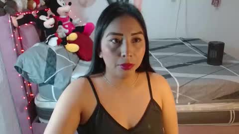 Snapshot of mariajose2015 chatting on October 17, 11:46 am Mariajose online show from October 17, 11:46 am