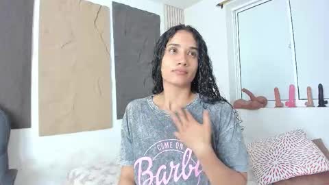 Snapshot of marian_rios chatting on February 25, 10:58 am Marian online show from February 25, 10:58 am