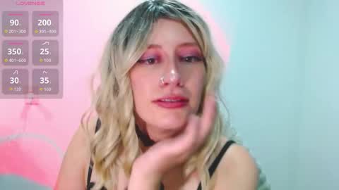 Mariana online show from February 15, 1:02 am