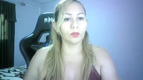 mariana995649 online show from November 11, 2:39 pm