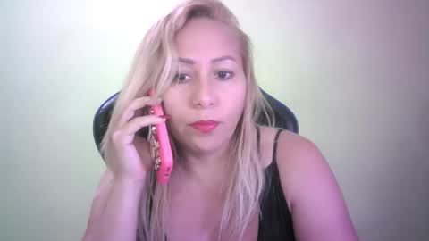 mariana995649 online show from November 20, 2:06 pm