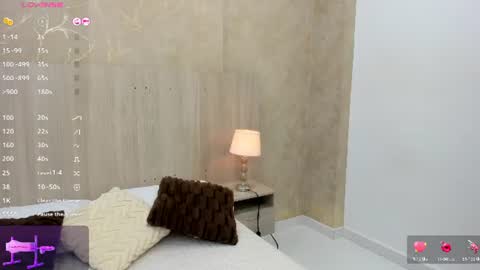 Snapshot of mariana_allen chatting on July 13, 7:49 pm Mariana Allen online show from July 13, 7:49 pm