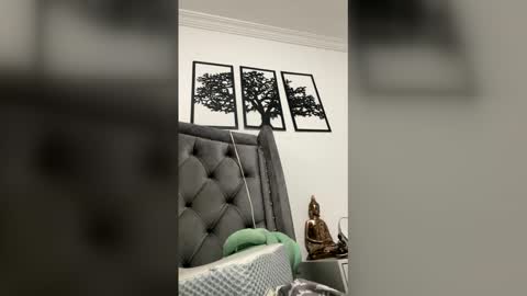 Mar y online show from February 26, 2:05 pm