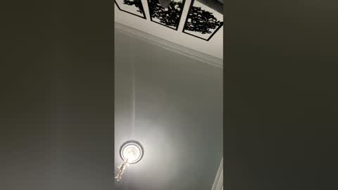 Mar y online show from March 25, 1:50 pm