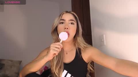 Mariana online show from January 12, 6:13 pm