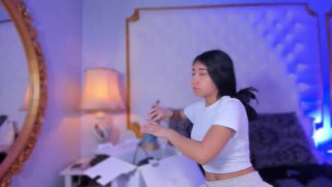 Mariana   online show from December 21, 10:55 am