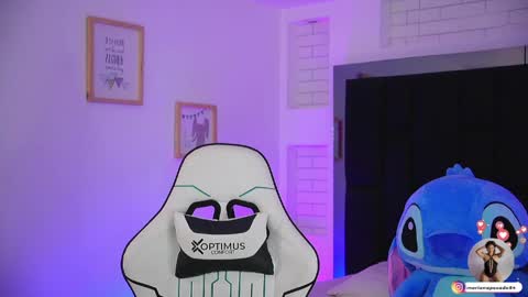 Mariana  online show from April 10, 11:48 am