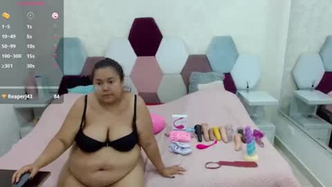 mariana online show from January 25, 12:59 am