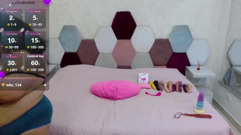 mariana online show from September 29, 4:12 pm