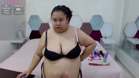 mariana online show from February 26, 4:17 pm