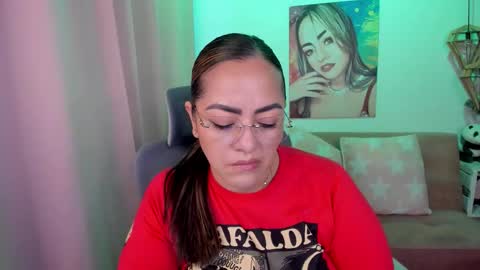 Mariana Lopez online show from February 17, 10:05 pm