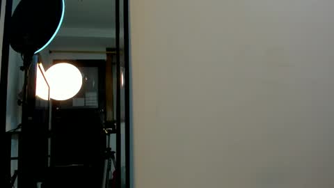 Marianee Rousse  online show from December 18, 11:38 am