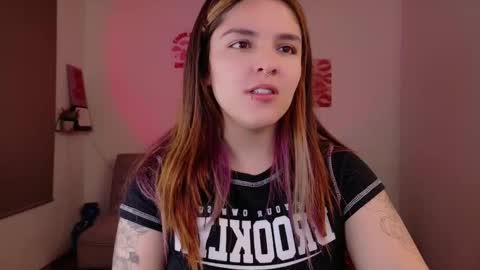 mariangeel_ online show from October 27, 11:09 pm