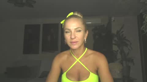 marianna1977 online show from July 30, 7:02 pm