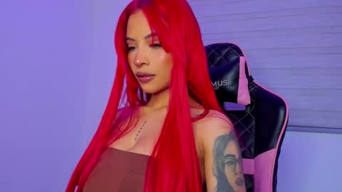 M A R I A N E online show from January 18, 1:09 am