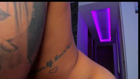 M A R I A N E online show from March 22, 5:33 am