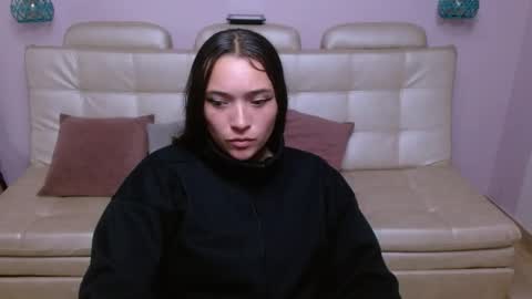 Snapshot of marianne_cam chatting on April 15, 9:04 pm marianne_cam online show from April 15, 9:04 pm