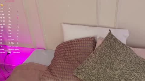 Maria Pettit online show from September 11, 12:05 pm