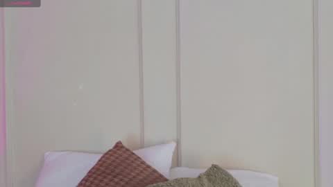 Maria Pettit online show from September 14, 12:37 pm