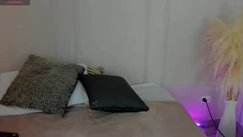 Snapshot of mariapettit chatting on January 16, 11:36 am Maria Pettit online show from January 16, 11:36 am