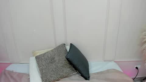 Snapshot of mariapettit chatting on February 26, 11:31 am Maria Pettit online show from February 26, 11:31 am