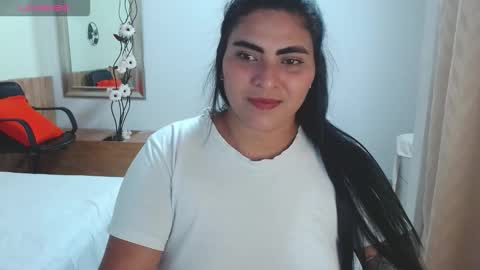 Snapshot of mariavex chatting on December 3, 1:35 am mariavex online show from December 3, 1:35 am