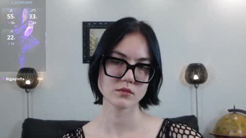 Marie Fitch online show from November 25, 2:11 am