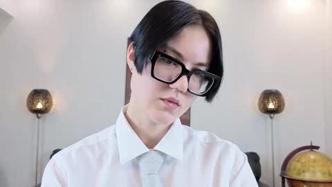 Marie Fitch online show from March 20, 2:05 am