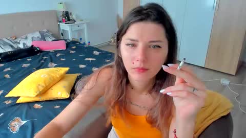 Snapshot of marie_marie03 chatting on March 16, 6:28 am Marie online show from March 16, 6:28 am