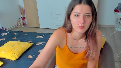 Snapshot of marie_marie03 chatting on March 17, 6:17 am Marie online show from March 17, 6:17 am