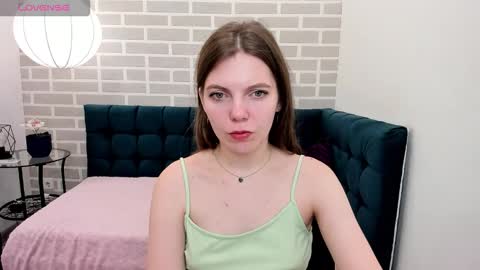 Mary 3 online show from October 5, 1:48 am