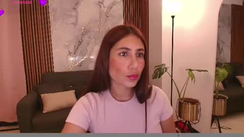 Snapshot of mariejane2 chatting on June 24, 3:38 am Im Marie Jane online show from June 24, 3:38 am