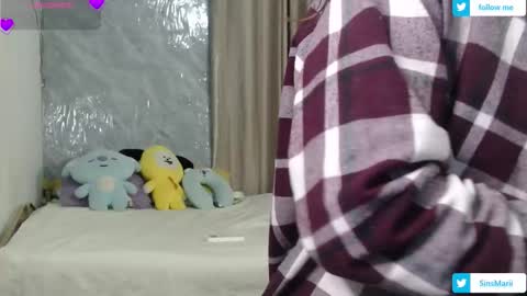 Snapshot of mariel_sins21 chatting on February 22, 11:36 pm Mariie online show from February 22, 11:36 pm