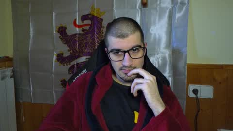 Marie online show from March 15, 1:39 pm