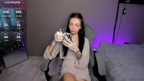 Maria  online show from March 18, 5:32 am