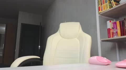 Marietta online show from November 20, 1:00 pm