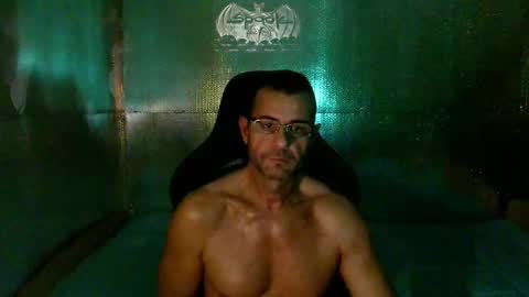 Snapshot of mariettee chatting on March 13, 9:49 am Djpegasus online show from March 13, 9:49 am