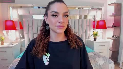 mariiahneedles online show from October 8, 10:51 pm