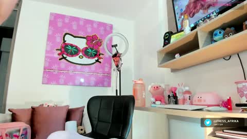 Snapshot of mariianna_lopez_ chatting on January 22, 5:38 pm Mariana online show from January 22, 5:38 pm