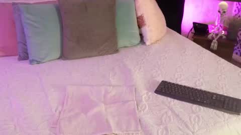 Mariana online show from March 3, 6:14 pm